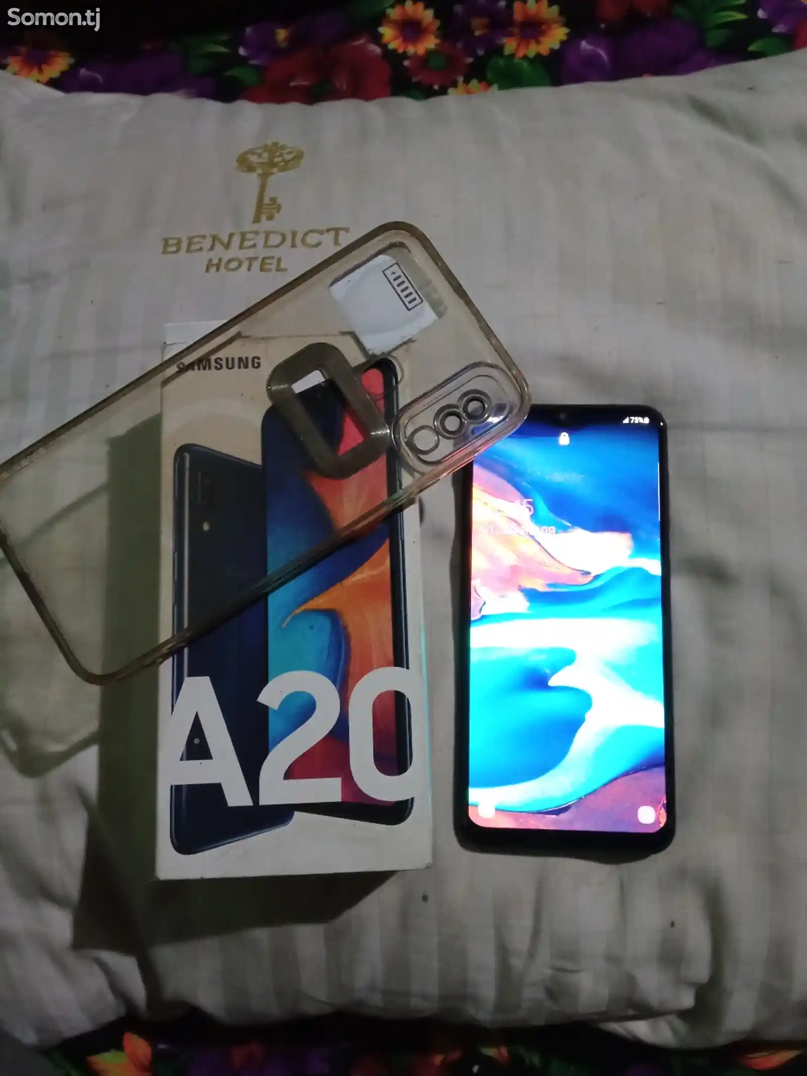 Samsung Galaxy A20-2