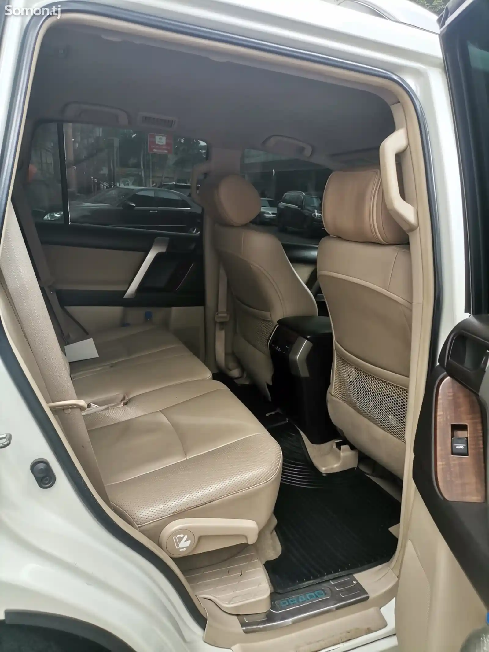 Toyota Land Cruiser Prado, 2014-5