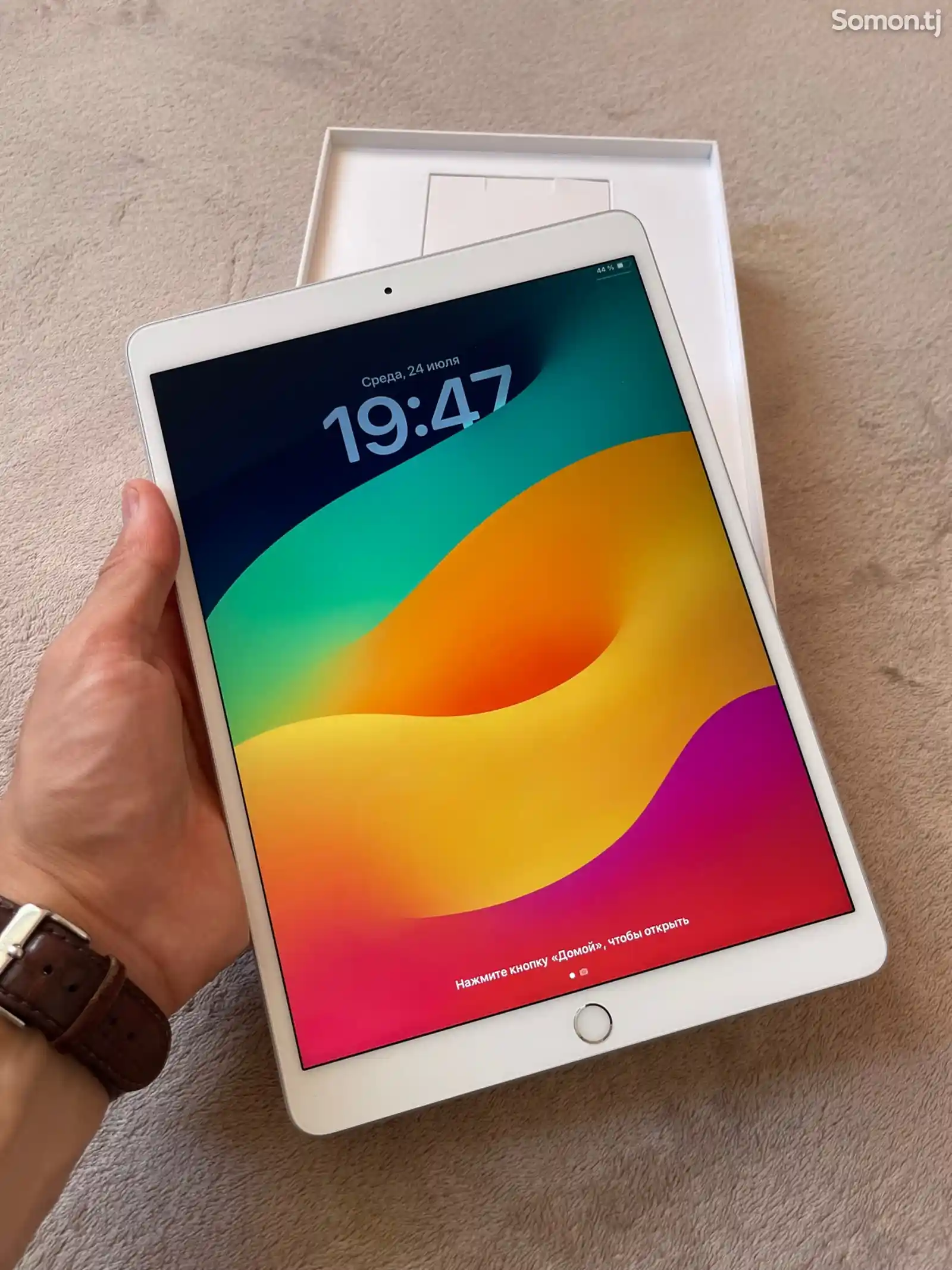 Планшет Apple iPad Air 3 256gb-1