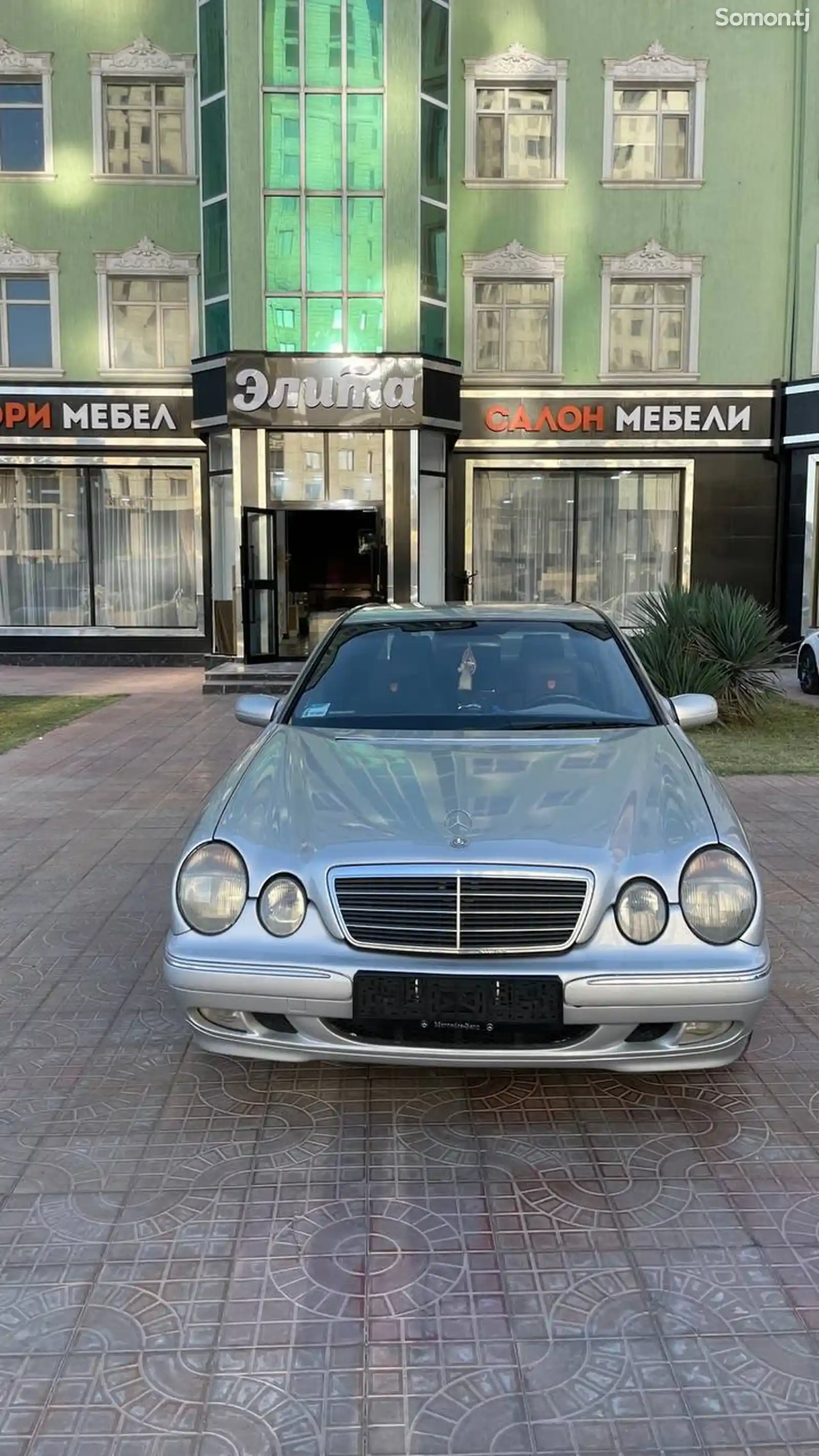 Mercedes-Benz E class, 2000-1