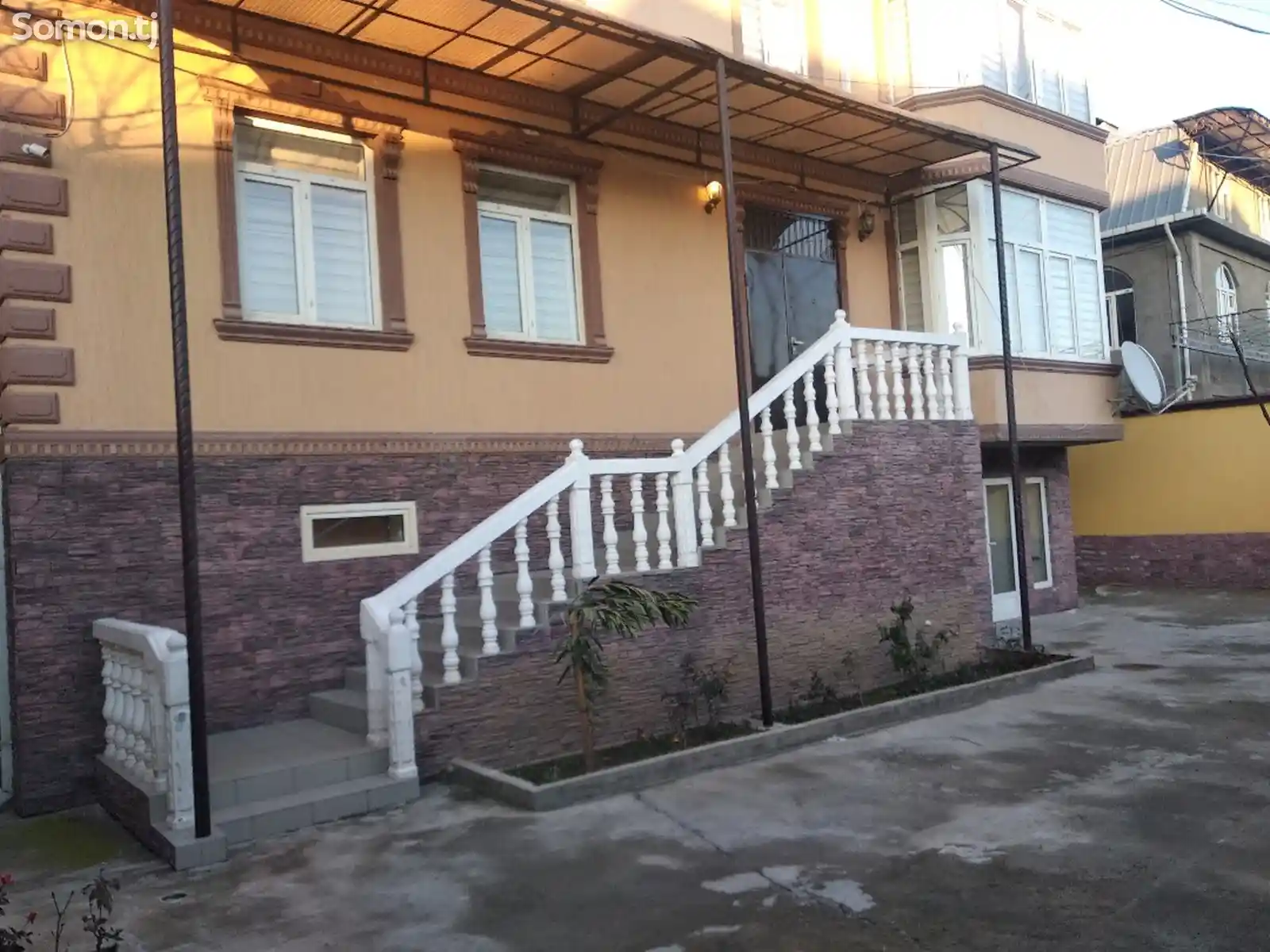 4-этажный, 8 комнатный дом, 450 м², 9 км-2