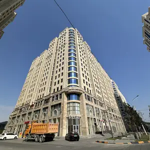 2-комн. квартира, 15 этаж, 60 м², Шохмансур