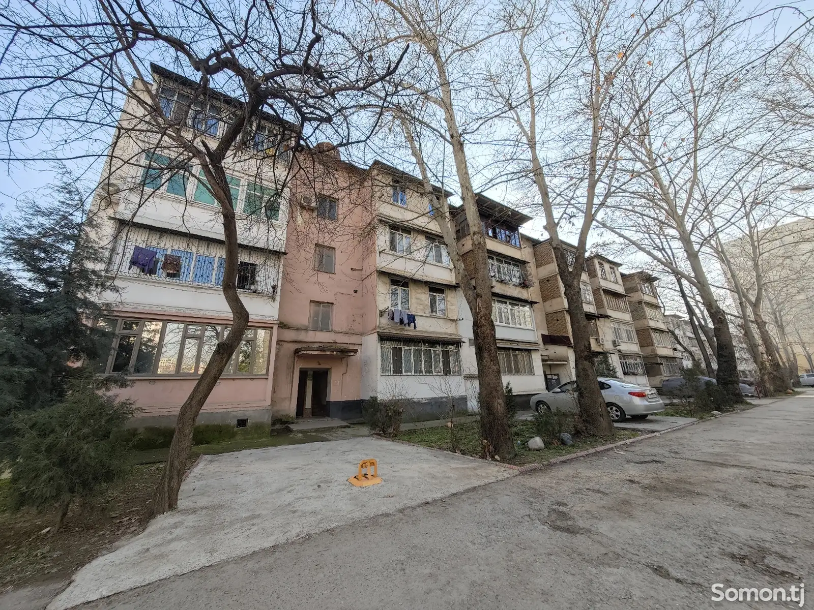 3-комн. квартира, 1 этаж, 70 м², 92мкр-1