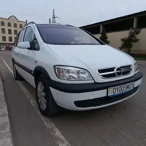 Opel Zafira, 2004