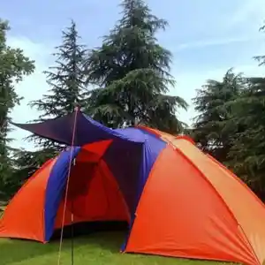 Туристическая палатка шестиместная