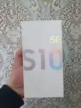 Samsung Galaxy S10 Plus-6