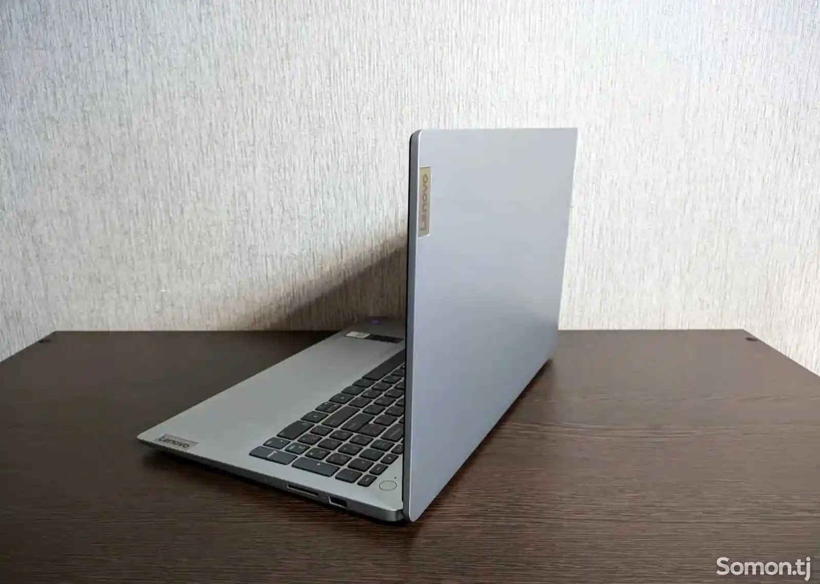Ноутбук Lenovo intel Celeron 4GB/256SSD-4