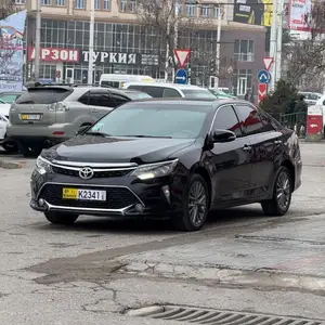 Toyota Camry, 2015