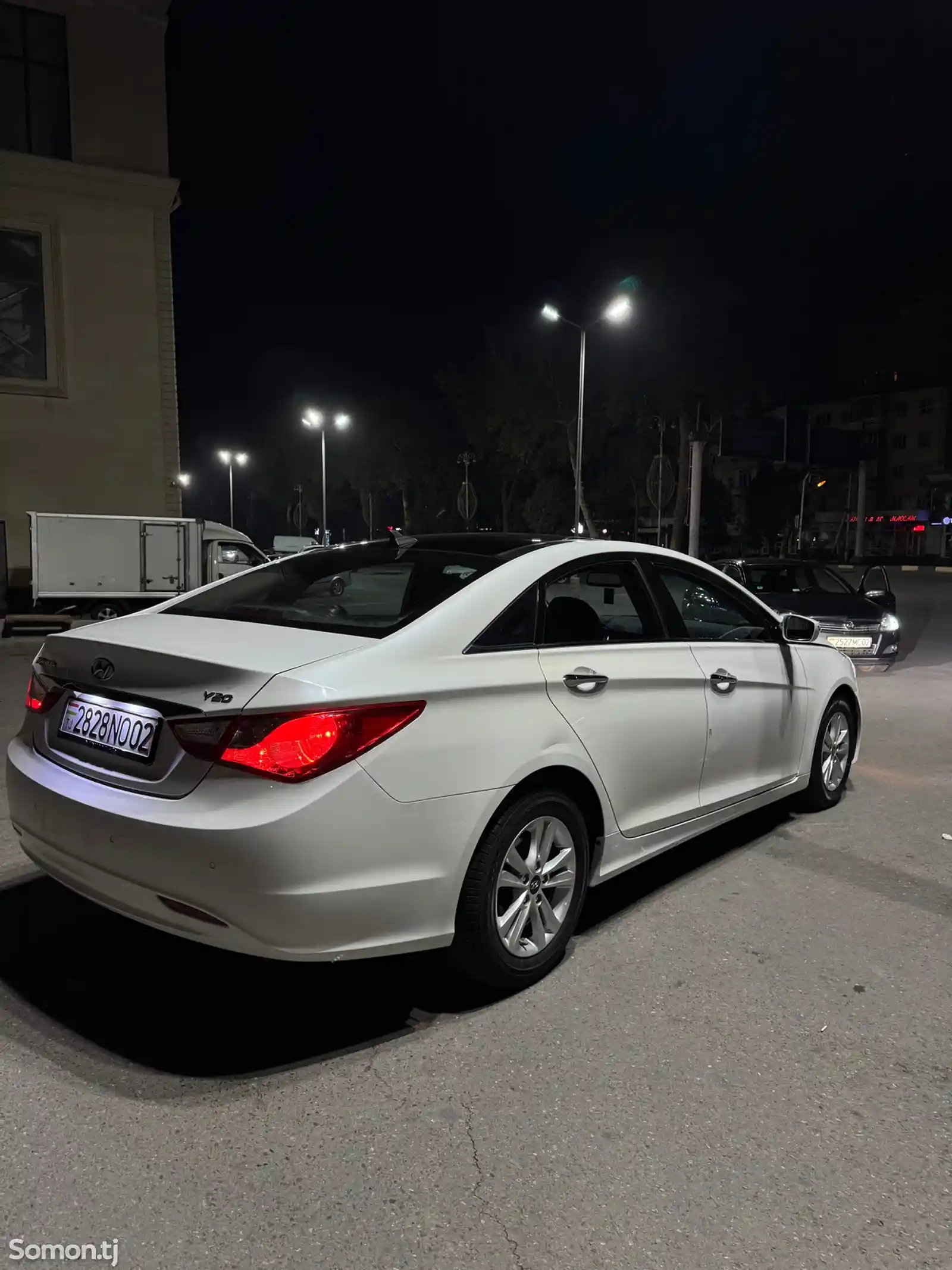 Hyundai Sonata, 2010-11