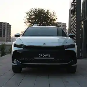 Toyota Crown, 2023