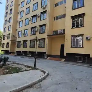 2-комн. квартира, 6 этаж, 65 м², 2 мкр