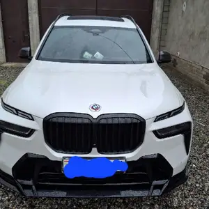 BMW X7, 2023