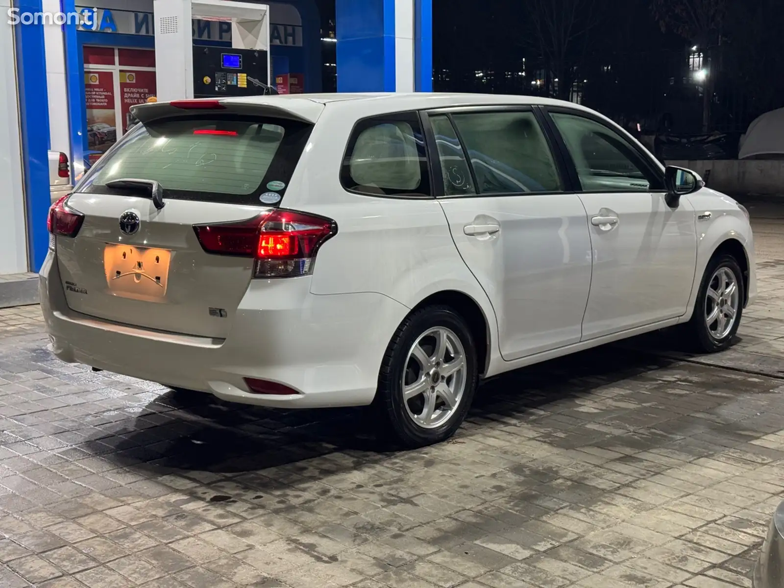 Toyota Fielder, 2015-1