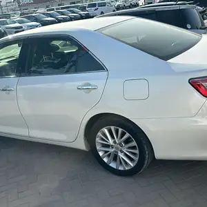 Toyota Camry, 2014