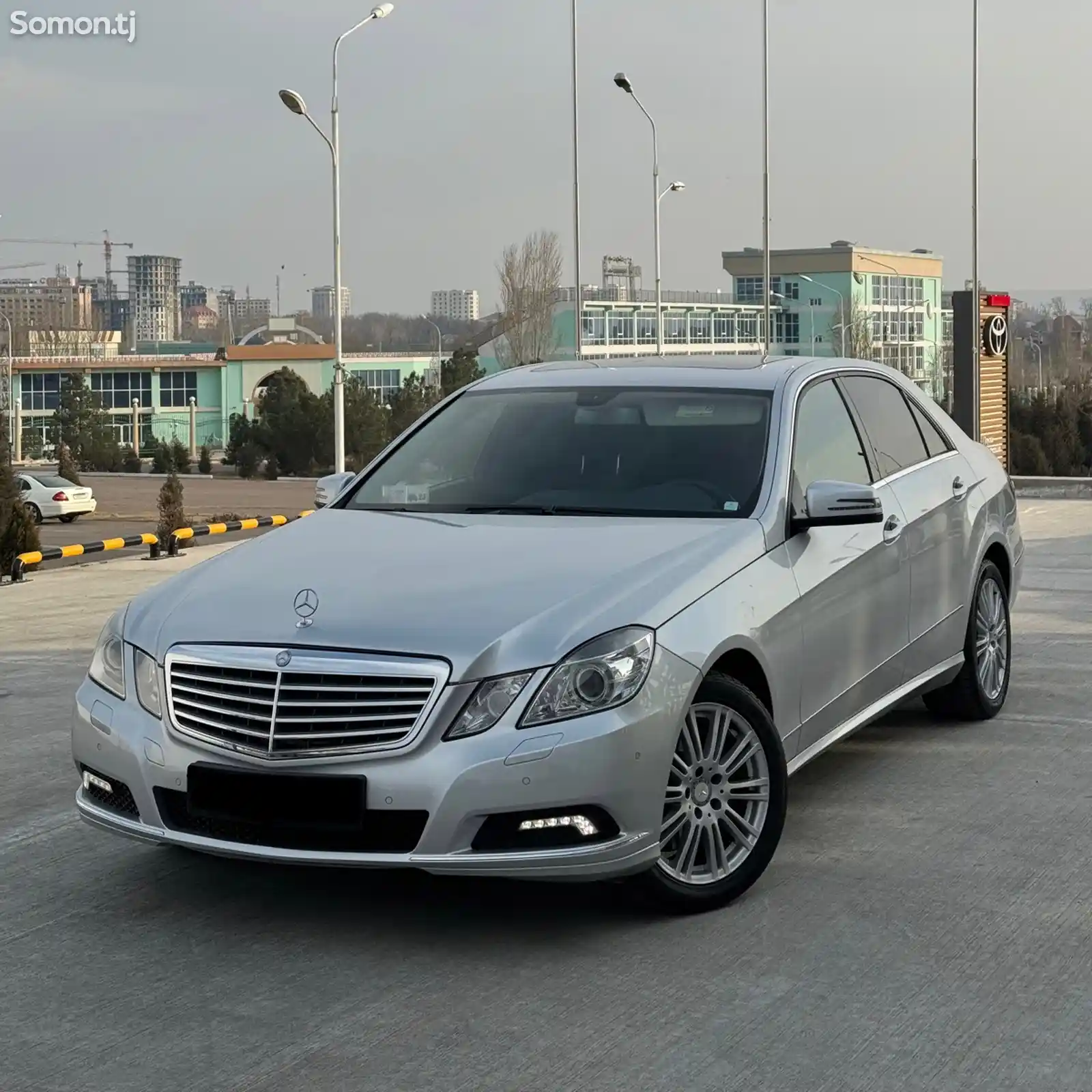 Mercedes-Benz E class, 2010-1