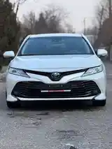 Toyota Camry, 2017-2