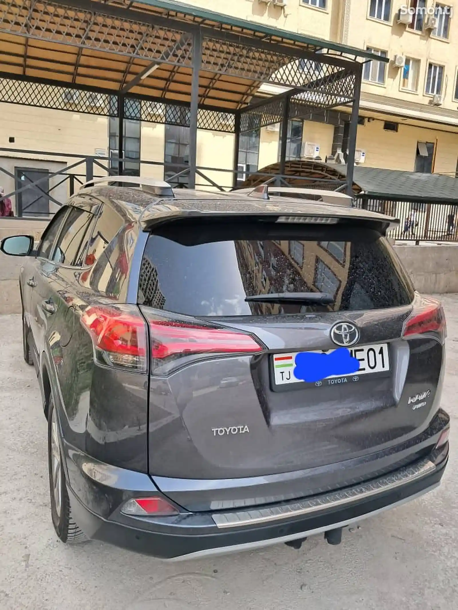 Toyota RAV 4, 2017-6