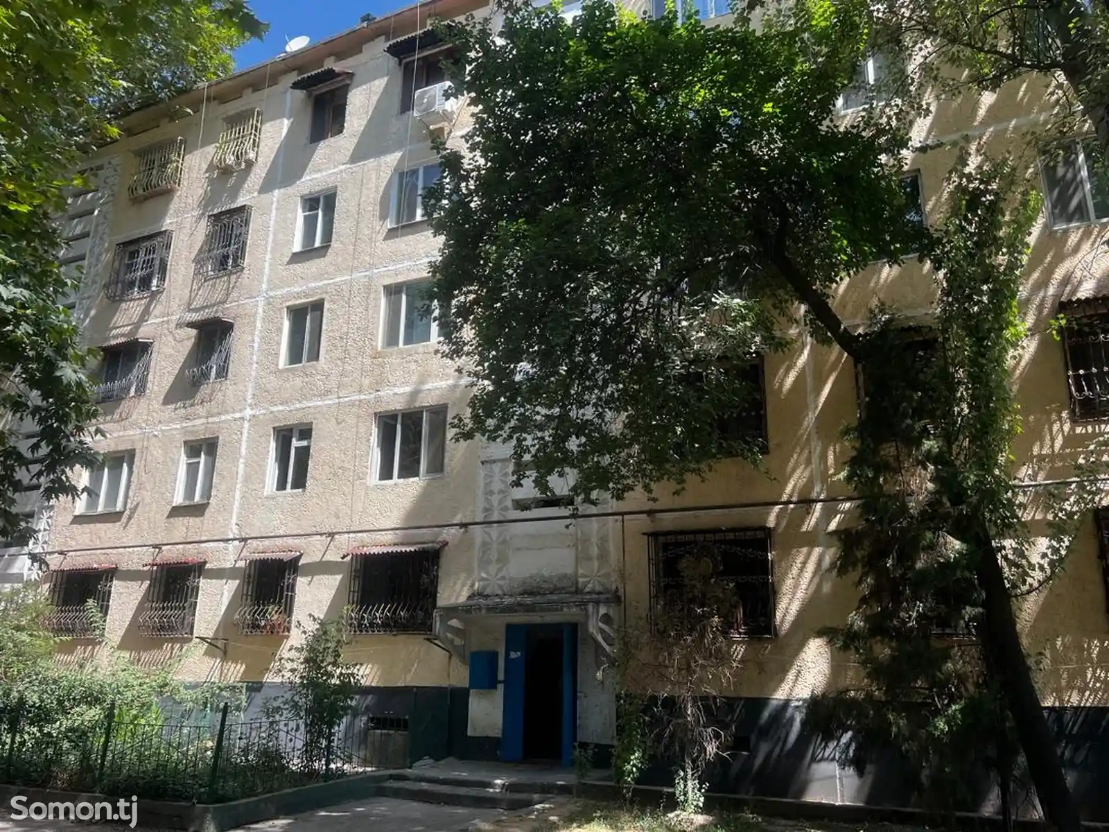 4-комн. квартира, 4 этаж, 80 м², 102 мкр-1