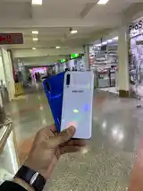 Samsung Galaxy A50-3