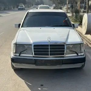 Mercedes-Benz W124, 1992