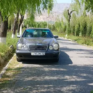 Mercedes-Benz E class, 1996