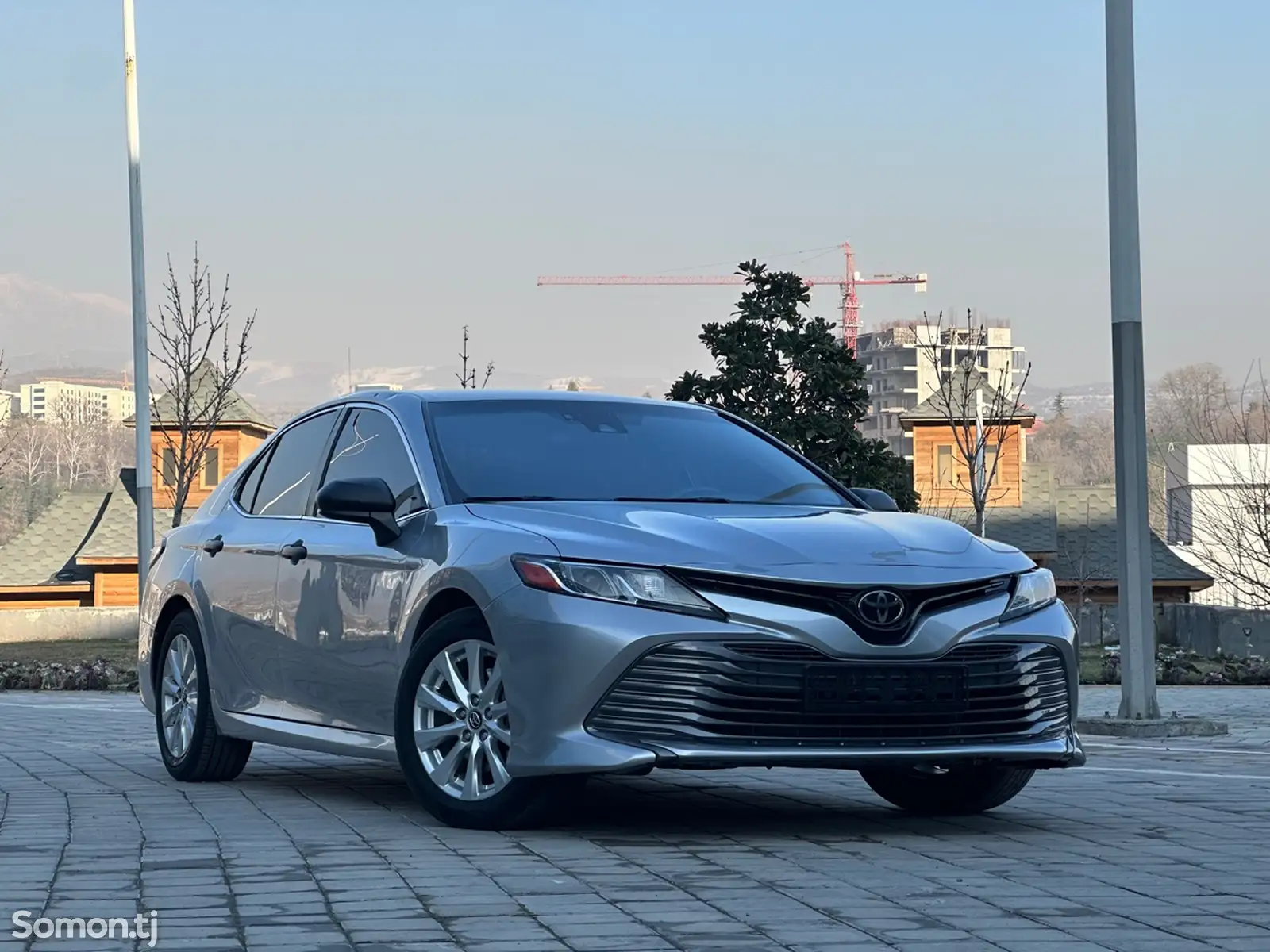 Toyota Camry, 2018-1