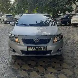 Toyota Corolla, 2010