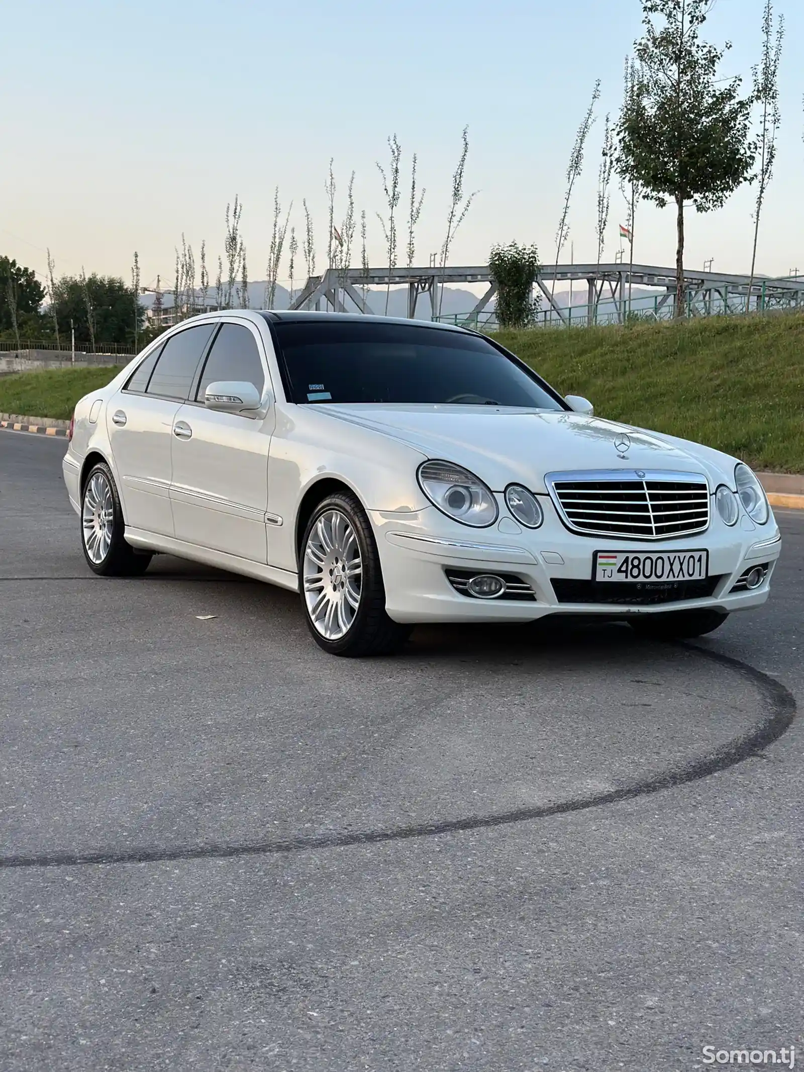 Mercedes-Benz E class, 2008-1