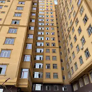 1-комн. квартира, 11 этаж, 48 м², Шохмансур