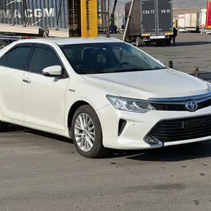 Toyota Camry, 2015