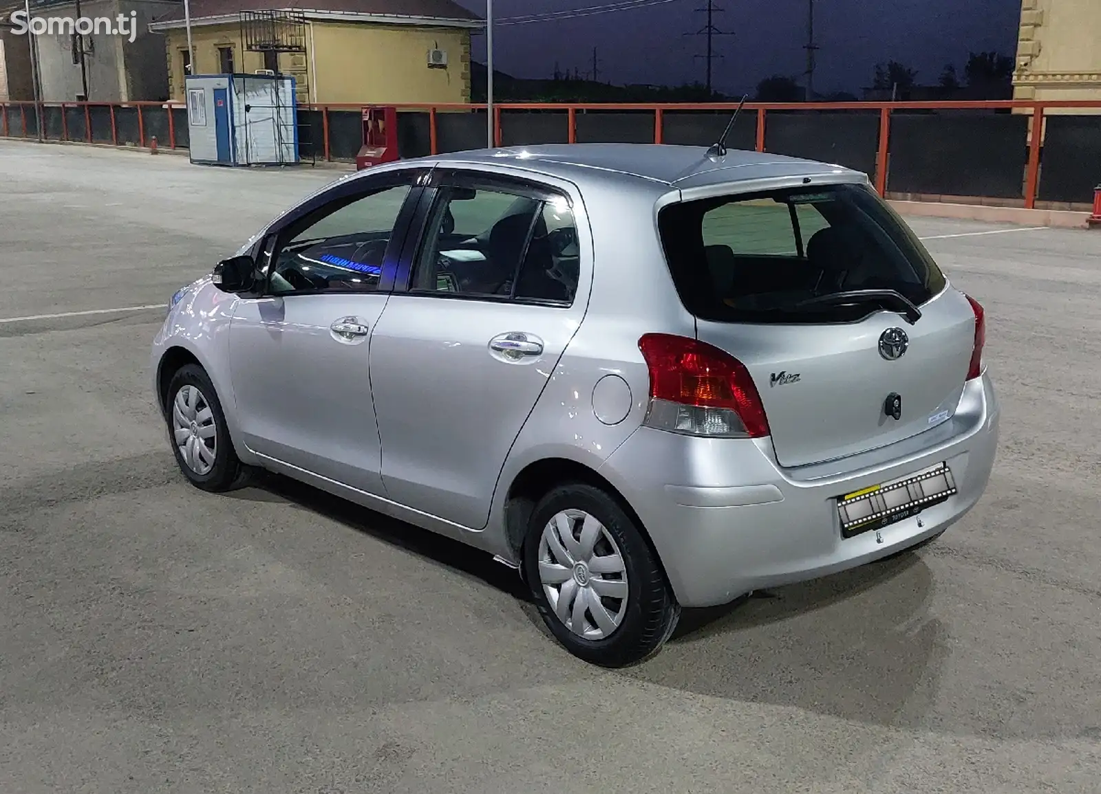 Toyota Vitz, 2010-1