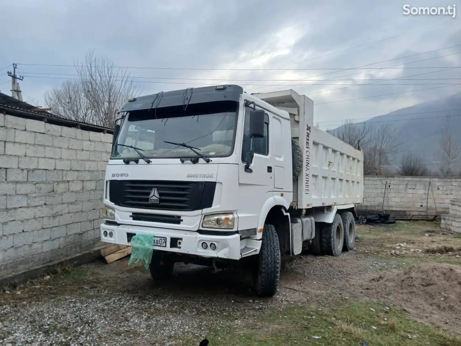 Самосвал Sinotruk Howo, 2012-1