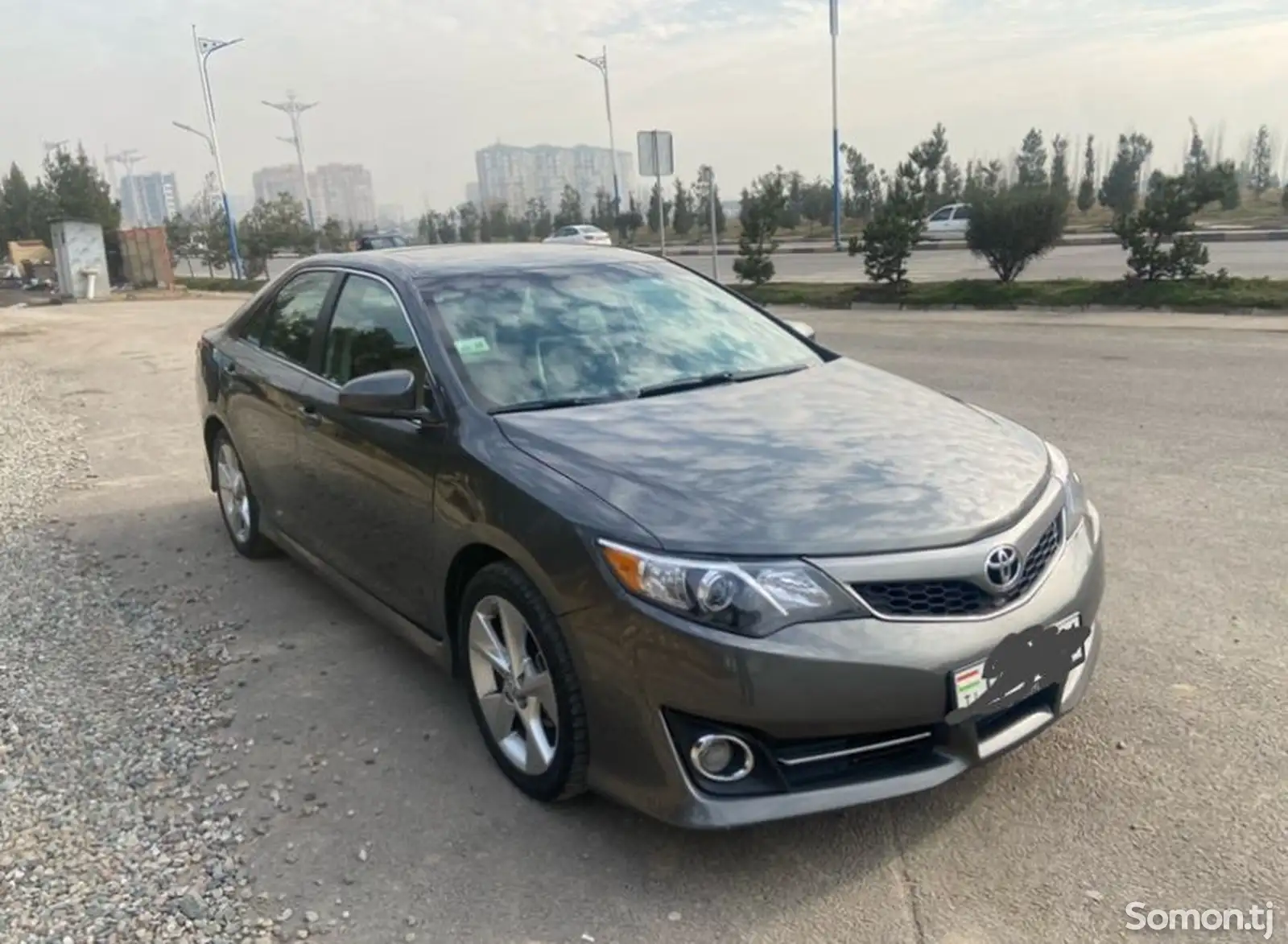 Toyota Camry, 2012-1