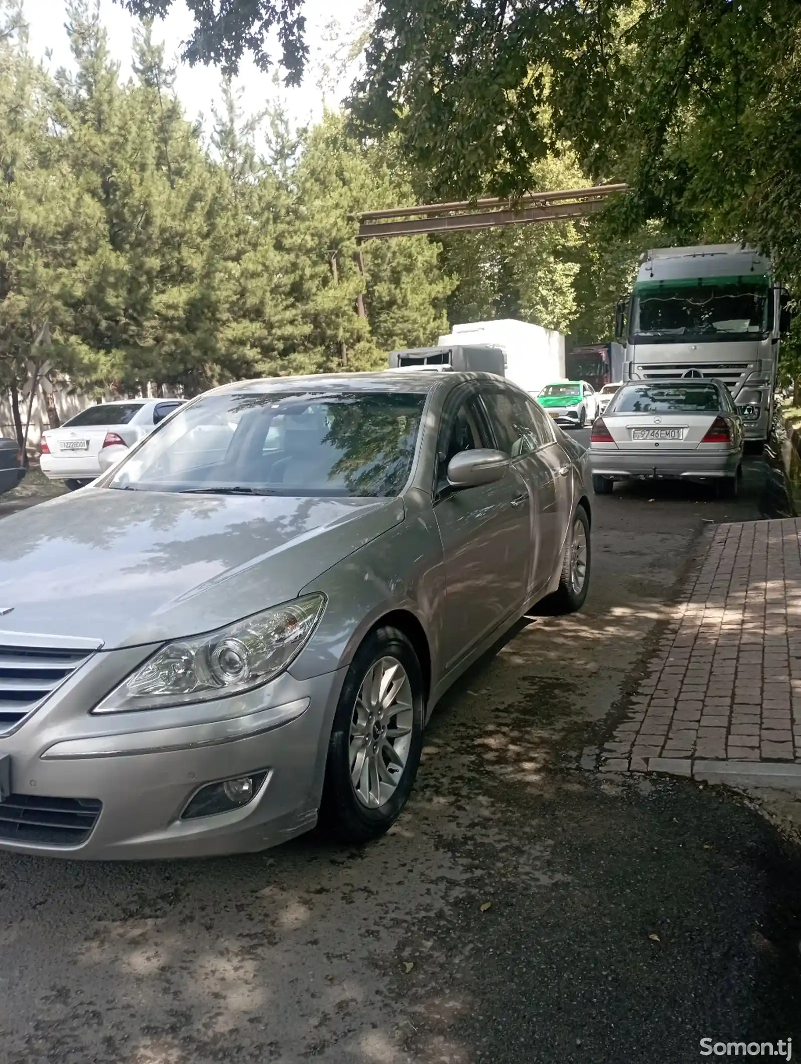 Hyundai Genesis, 2010-5