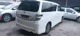 Toyota Vellfire, 2014-4