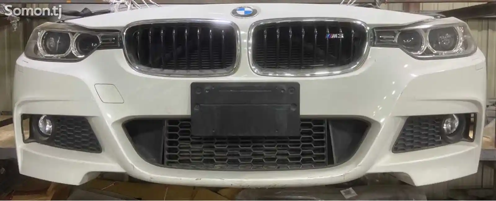 Передний бампер BMW F30 M3-1