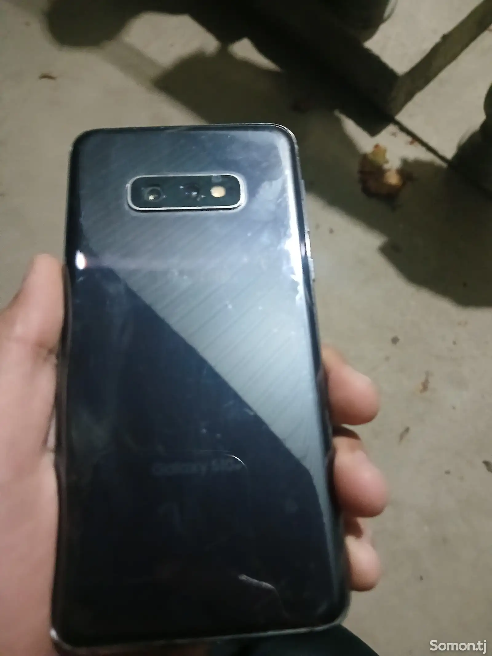 Samsung Galaxy S10E-1