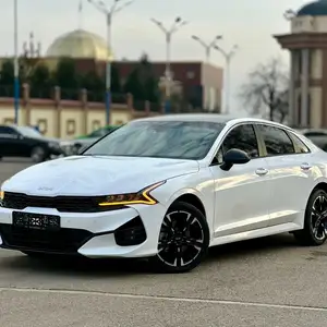 Kia Optima, 2022