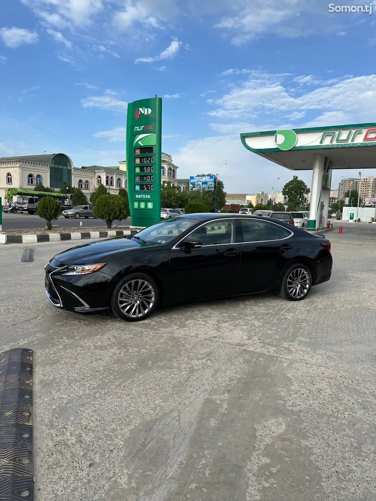 Lexus ES series, 2016-2