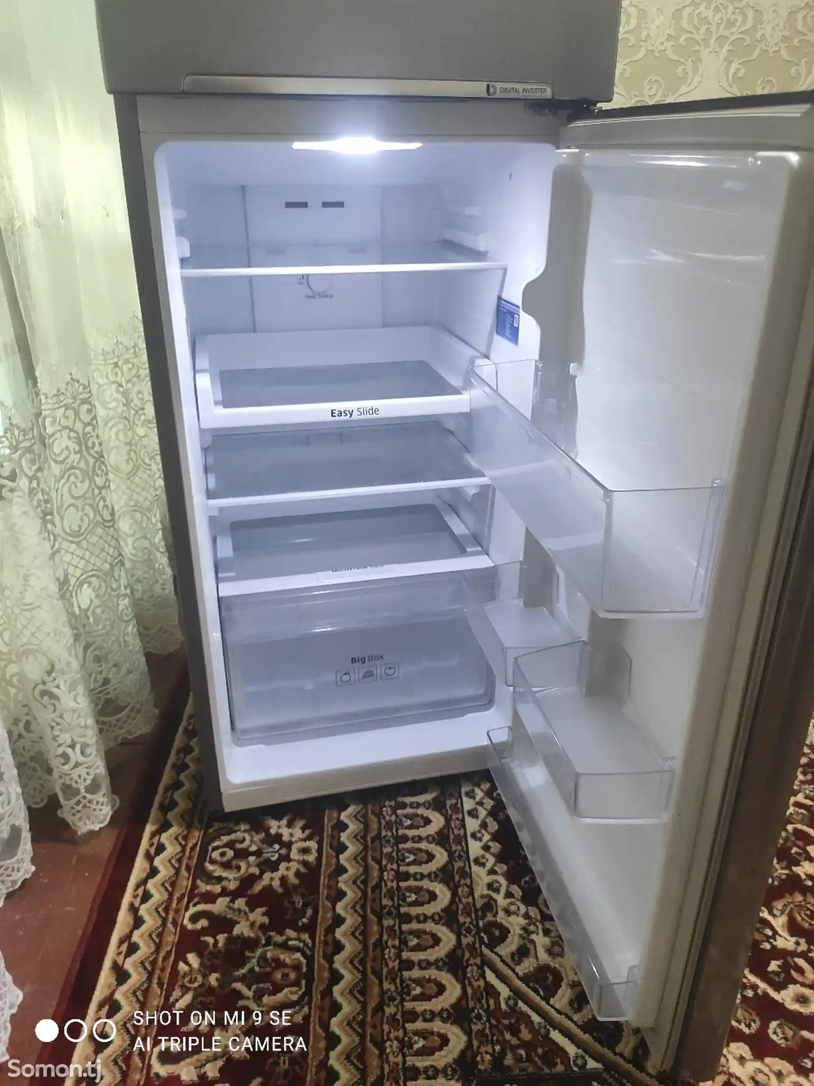 Двухкамерный холодильник Samsung-10