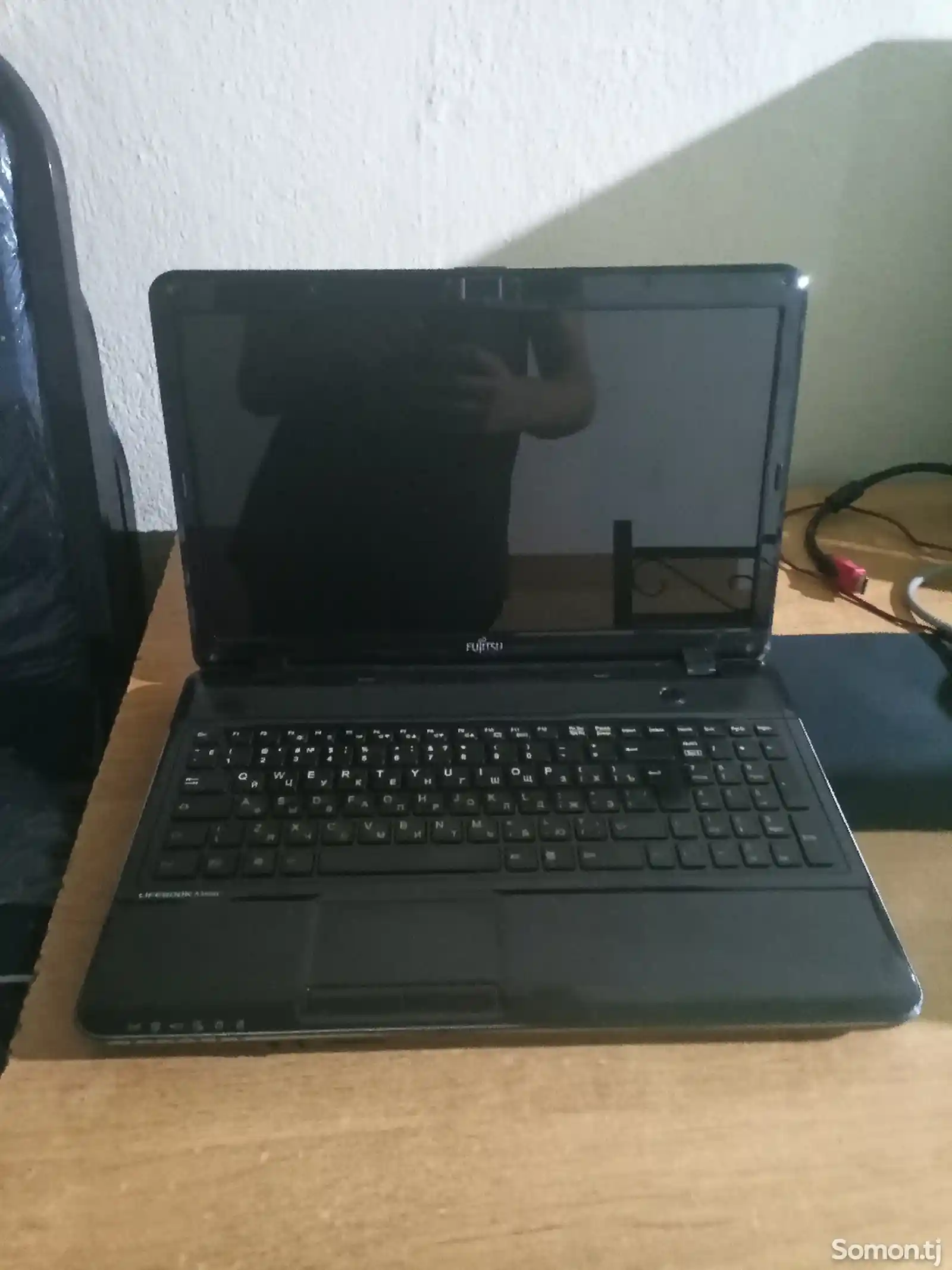 Ноутбук Fujitsu Lifebook AH531-1