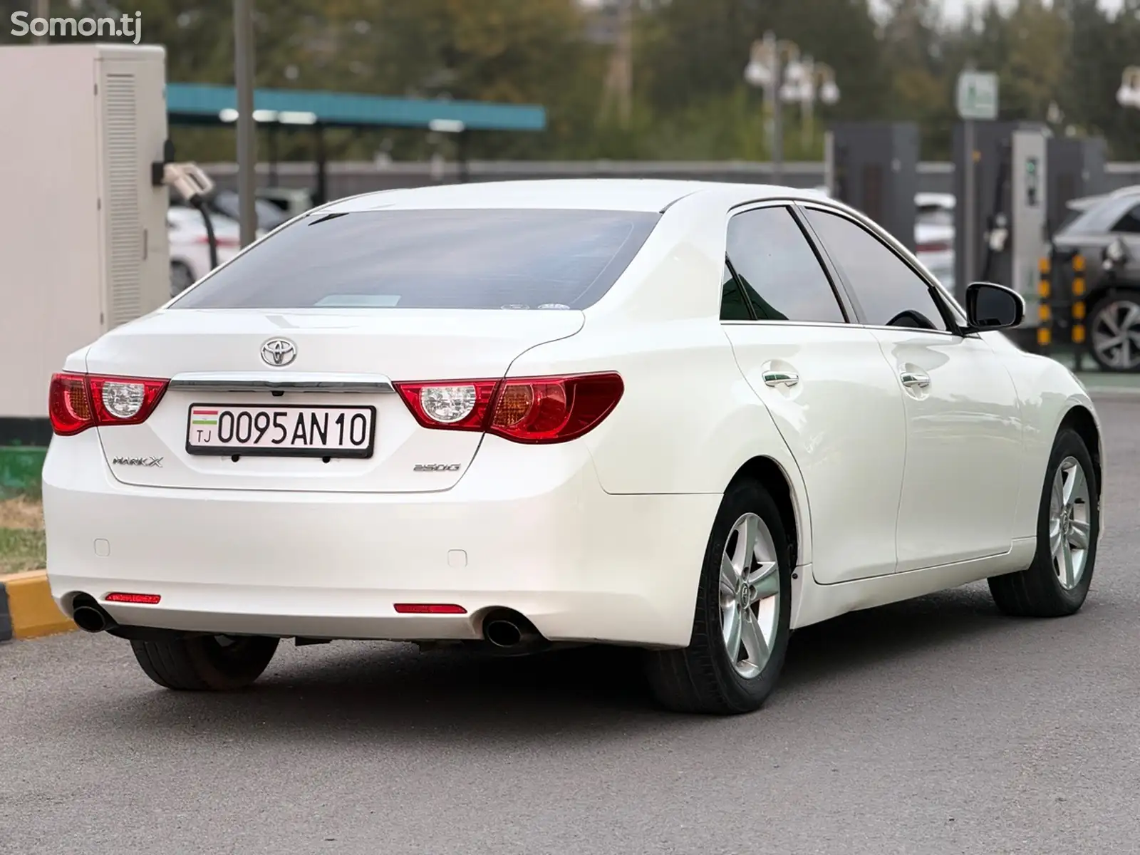 Toyota Mark X, 2010-8