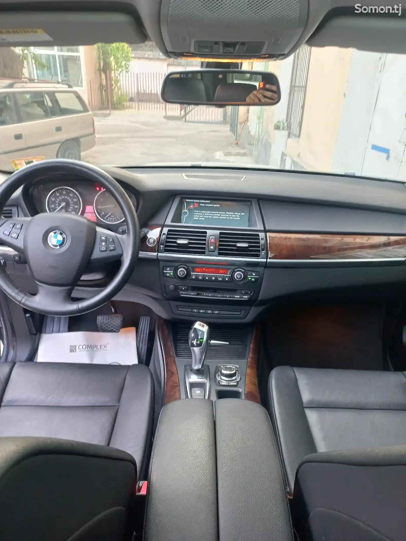 BMW X5, 2010-7