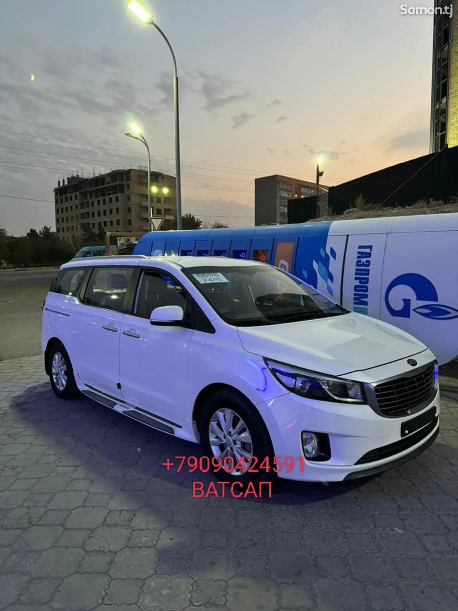 Kia Carnival, 2015-1