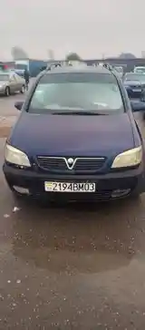 Opel Zafira, 2000-2