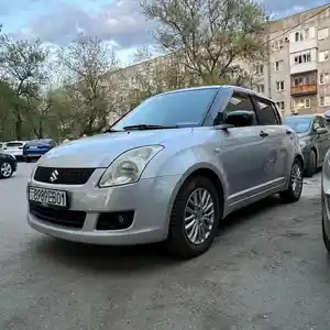 Suzuki Swift, 2010