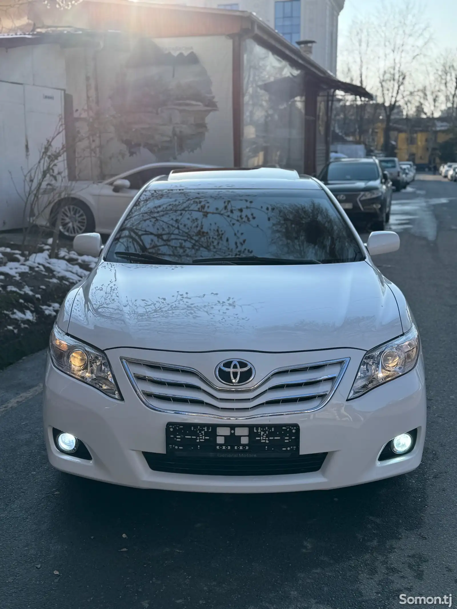 Toyota Camry, 2011-1