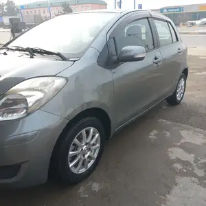 Toyota Vitz, 2008