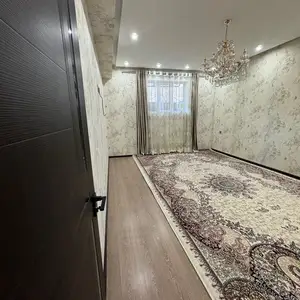 2-комн. квартира, Цокольный этаж, 60 м², Шелкокомбинат 