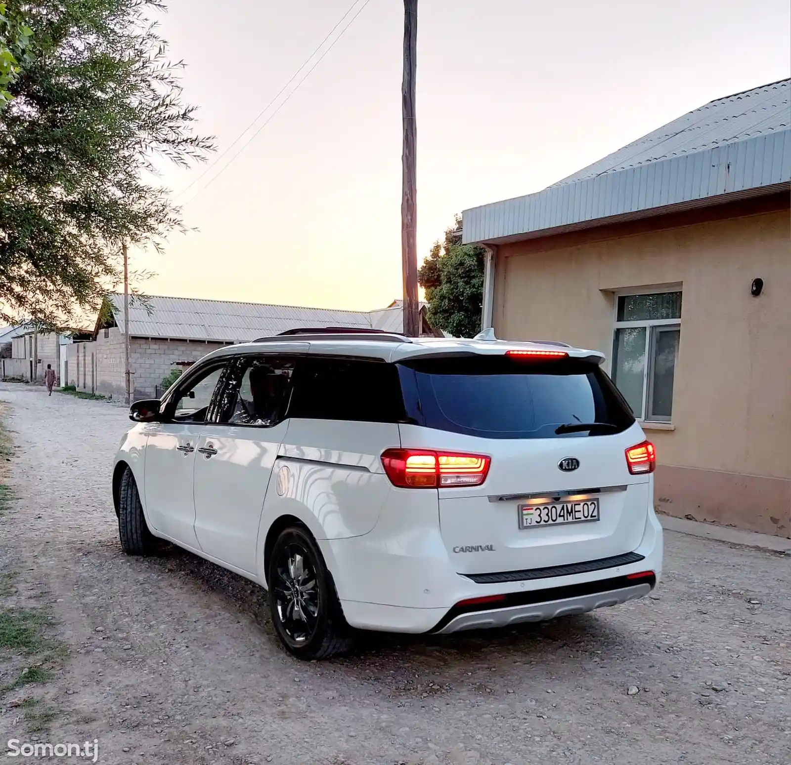 Kia Carnival, 2015-1